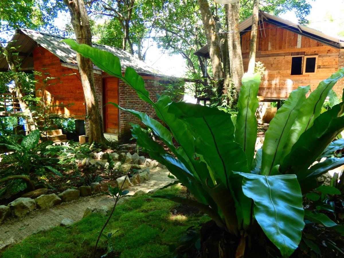 Santi Garden Bungalows Iboih Экстерьер фото