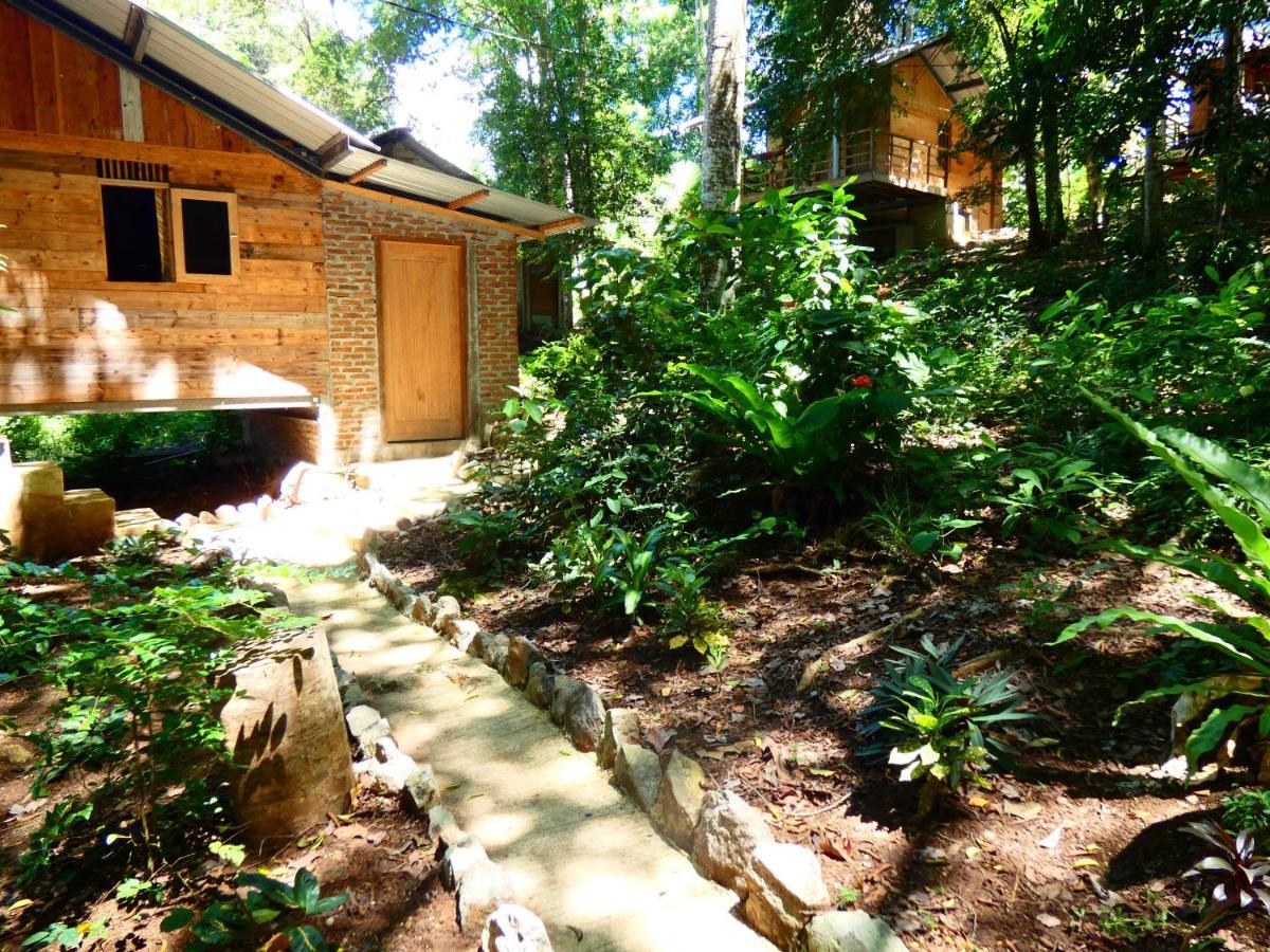 Santi Garden Bungalows Iboih Экстерьер фото