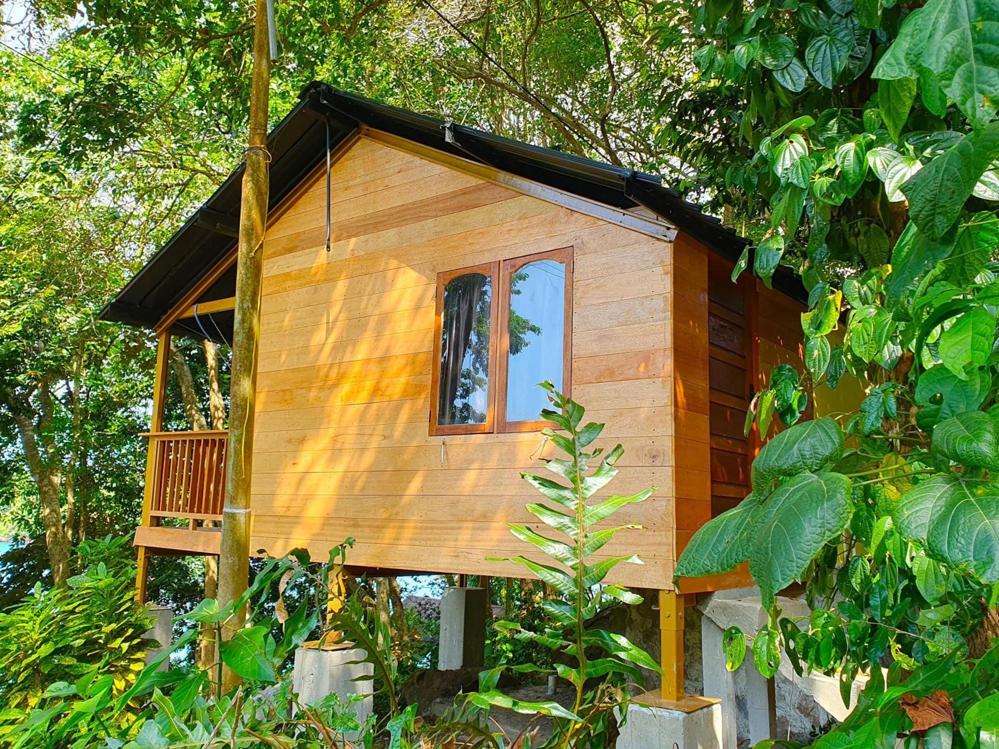 Santi Garden Bungalows Iboih Экстерьер фото